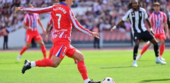 Griezmann y las botas negras de pretemporada.