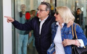 José María Enríquez Negreira, en el juzgado junto a su mujer.