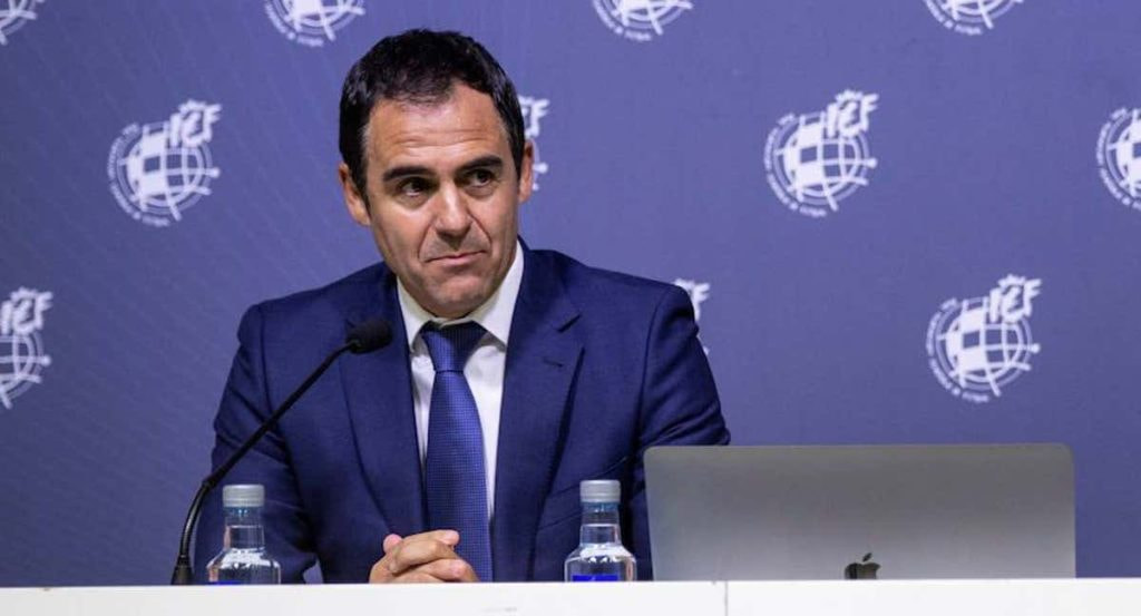 Carlos Velasco Carballo, miembro del Comité de árbitros de UEFA.