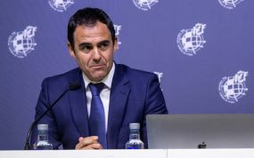 Carlos Velasco Carballo, miembro del Comité de árbitros de UEFA.