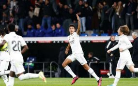 Álvaro Rodríguez celebra su gol al Atlético en 2023