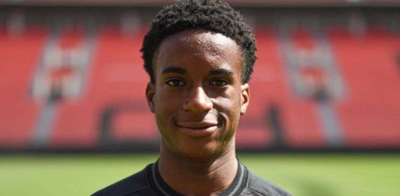Melvin, con el Bayer Leverkusen.