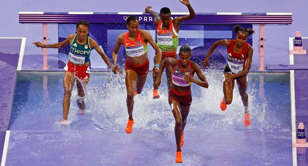 Carrera de obstáculos en París 2024.