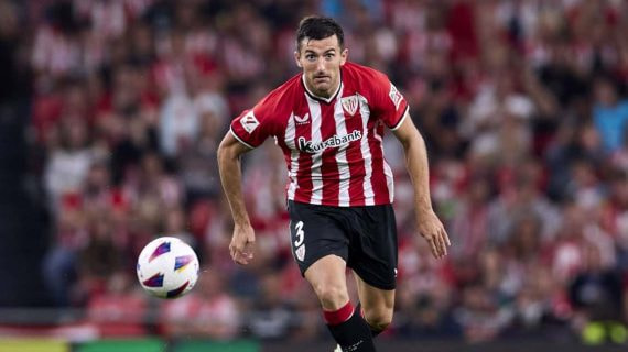 Dani Vivian, durante una acción con el Athletic.