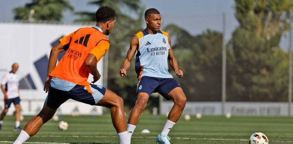 Mbappé, entrenando con Bellingham.