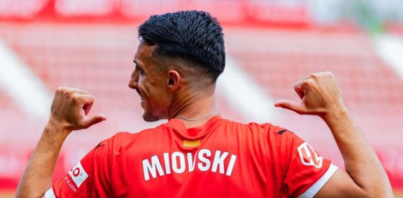 Bojan Miovski, en su presentación como nuevo jugador del Girona.