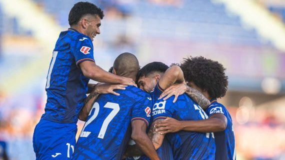 Los jugadores del Getafe celebran un gol.