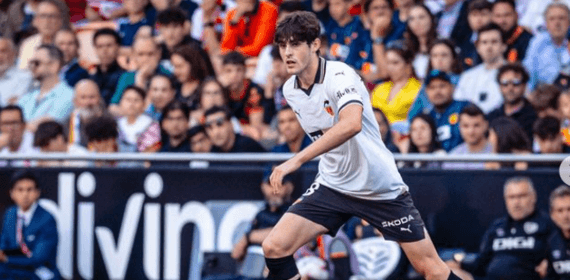 Javi Guerra.