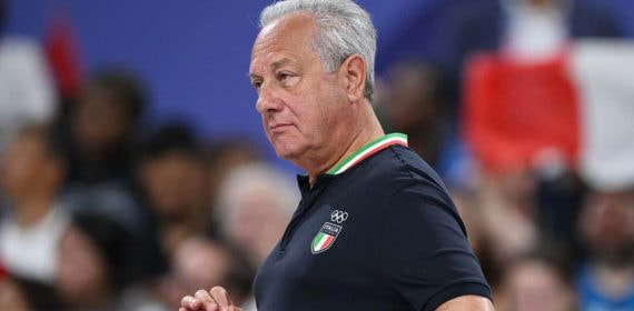 Julio Velasco, seleccionador de la selección femenina italiana de voley.
