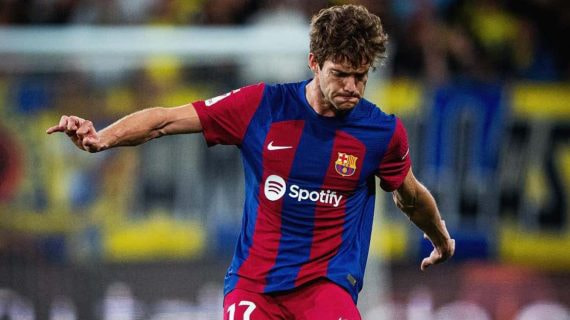 Marcos Alonso, en un partido con el FC Barcelona.