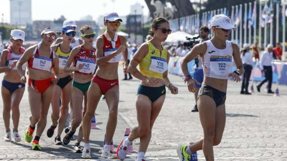 María Pérez encabeza el pelotón de competidoras de 20 km marcha en los Juegos Olímpicos de París 2024. La granadina se quedó con la medalla de plata en esa especialidad.