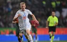 Orri Oskarsson, en un partido con la seleccón de Islandia, es el elegido por la Real para ser el '9'.