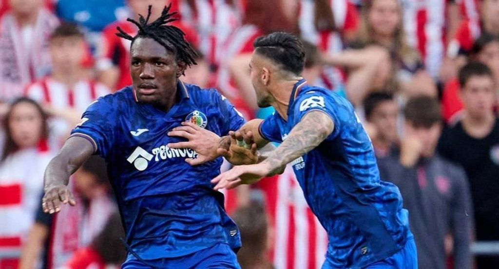 Chrisantus Uche celebrando su gol ante el Athletic.