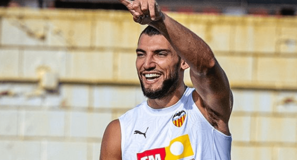 Rafa Mir en un entrenamiento.