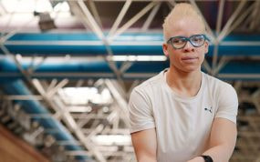 La campeona paralímpica Adi Iglesias cuenta su historia a Relevo.