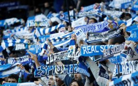 Imagen de aficionados de la Real Sociedad en el Reale Arena.