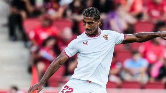 Badé durante el Sevilla-Girona.