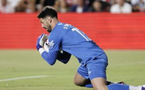 Batalla durante su debut con el Rayo Vallecano.