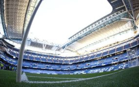 Vista desde el césped del Santiago Bernabéu.