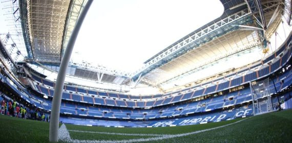 Vista desde el césped del Santiago Bernabéu.