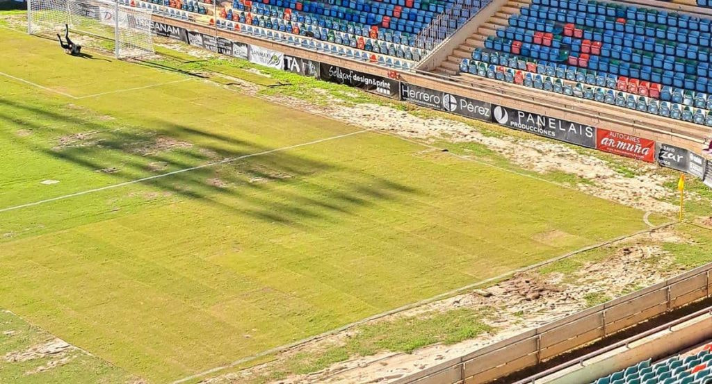 Estado actual del césped de El Helmántico