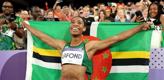 Dominica celebra su primera medalla en unos Juegos Olímpicos.