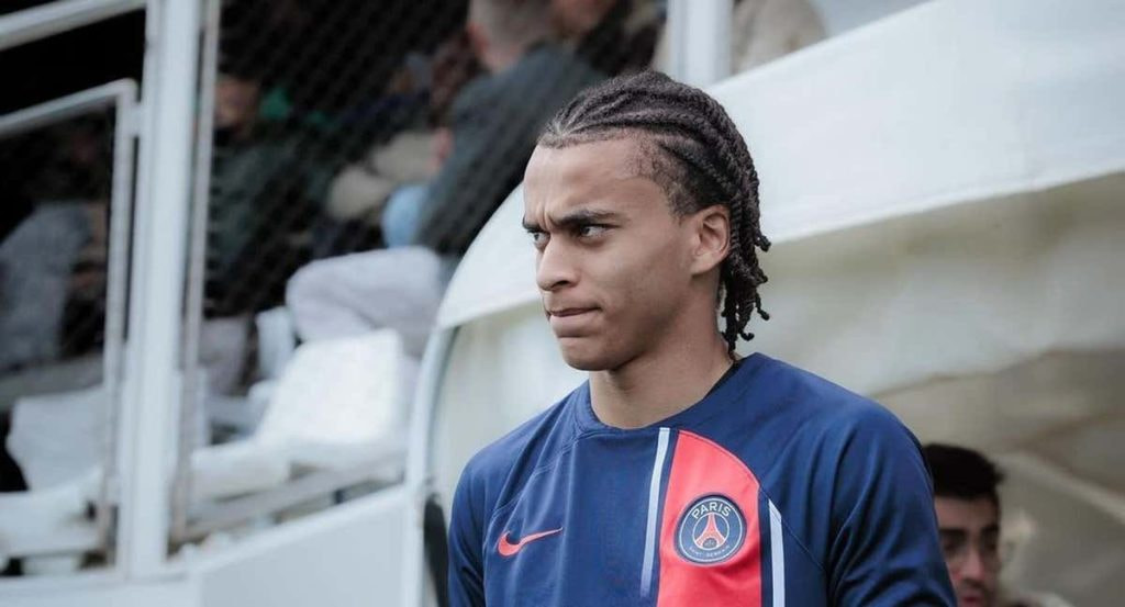 Ethan Mbappé, en un partido con el filial del PSG.