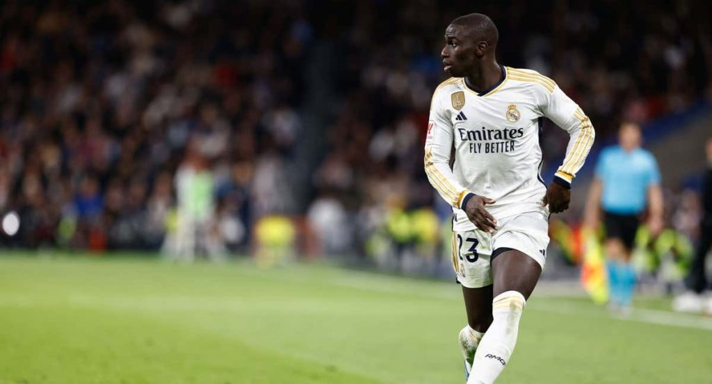 Ferland Mendy, en un partido con el Real Madrid.