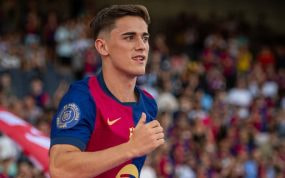Gavi durante la presentación en el Gamper.