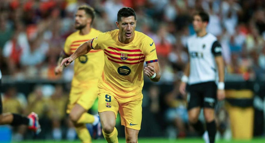 Lewandowski es el encargado de lanzar los penaltis en el Barça.