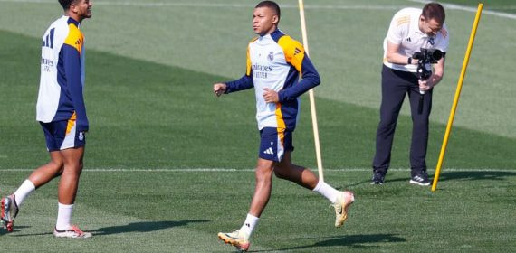 Mbappe entrenando en Valdebebas.