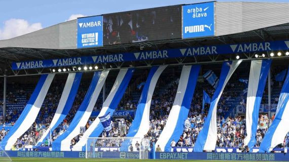La peña más numerosa del Deportivo Alavés llama a la movilización contra el fútbol entre semana.