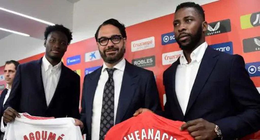 Orta posa con fichajes del Sevilla.