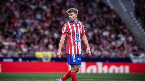Pablo Barrios, durante un partido esta temporada.