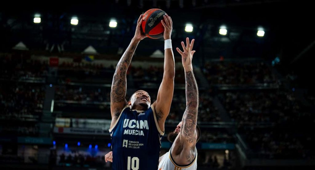 Troy Caupain del UCAM.