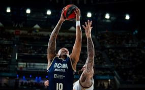Troy Caupain del UCAM.