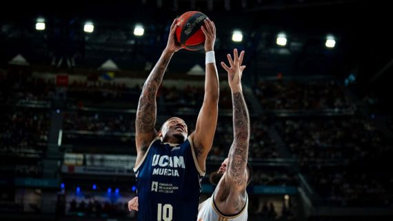 Troy Caupain del UCAM.