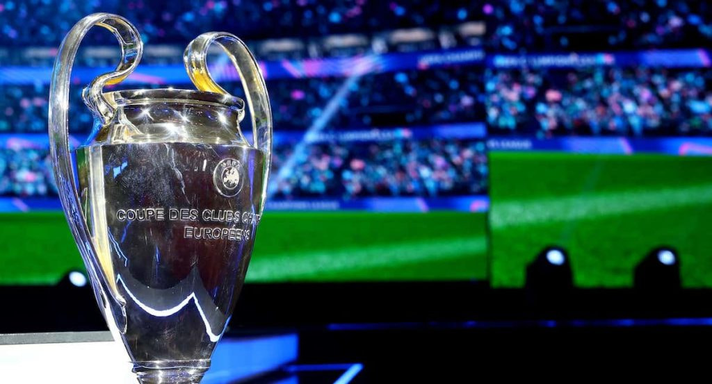 Trofeo de campeón de la Champions League.