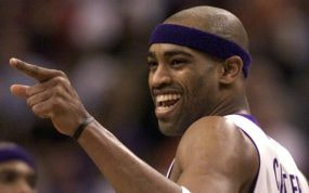 Vince Carter durante su etapa con los Raptors.