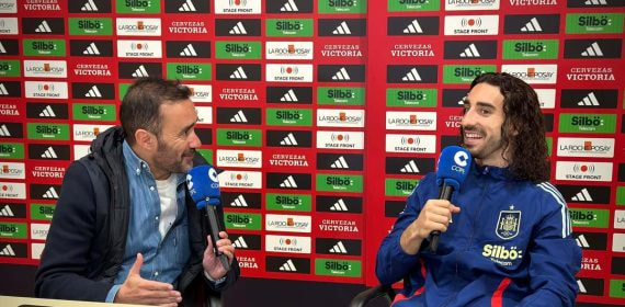 Cucurella, en el programa 'El Partidazo de Cope' con Juanma Castaño.