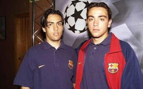 Mario Rosas, junto a Xavi Hernández.