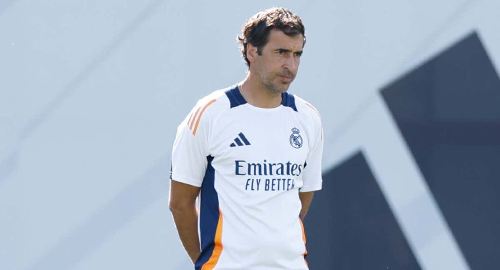 Raúl, pensativo durante un entrenamiento de pretemporada.