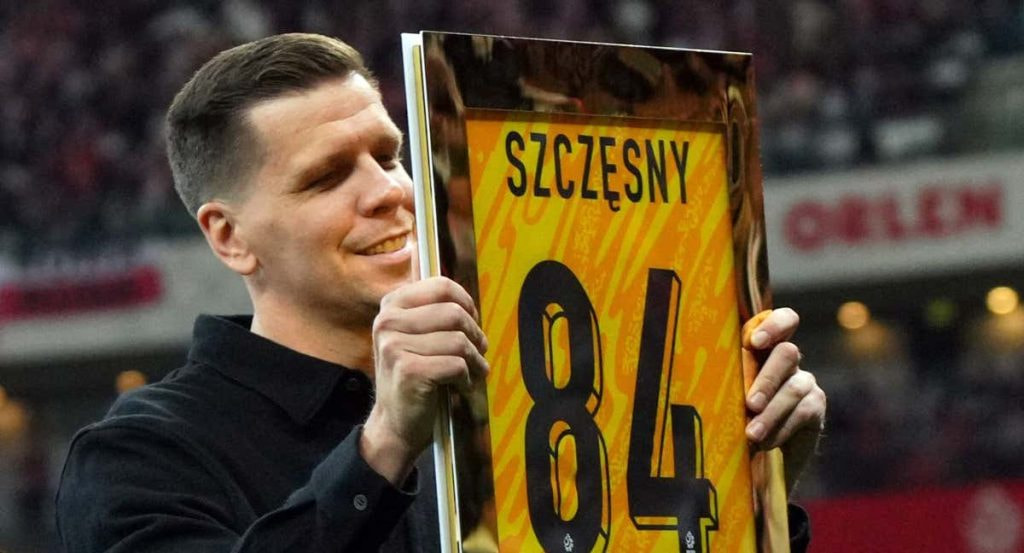 Szczesny, en el homenaje que le hizo la selección de Polonia.