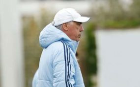 Carlo Ancelotti, durante el último entrenamiento del Real Madrid en Valdebebas.