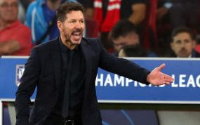 El Cholo, durante el partido contra el Benfica.