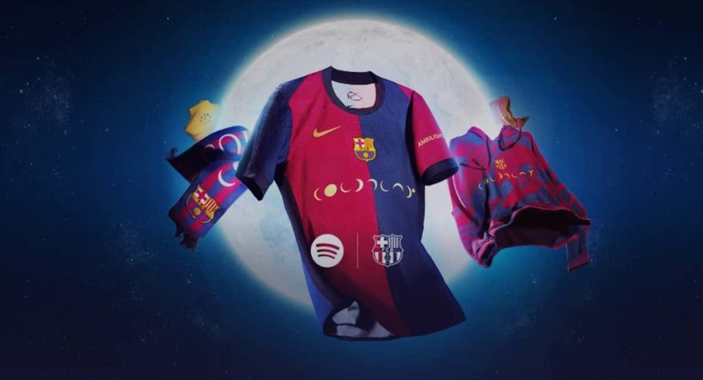 La camiseta del Barcelona con el logo de Coldplay.