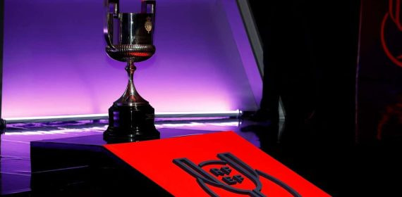 El trofeo de la Copa del Rey.