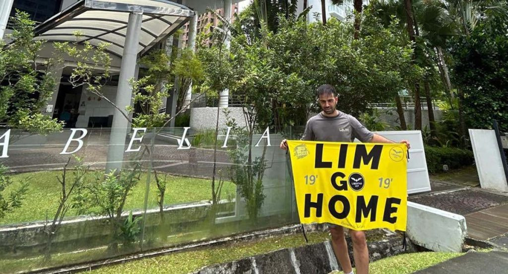 Dani Cuesta el aficionado retenido en Singapur.