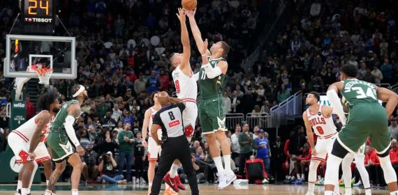 Chicago Bulls y Milwaukee Bucks son rivales en la División Central de la NBA.