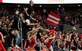 El Frente Atlético, en el partido contra el Real Madrid.